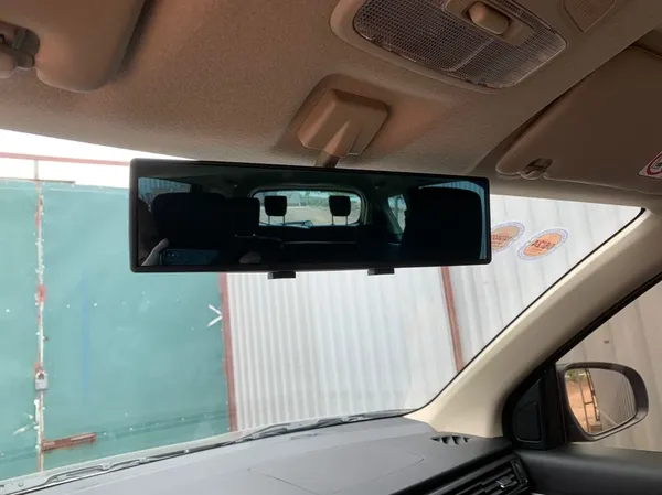 Curved Clip-On Car Rearview Mirror With Wide Viewing Angle photo review