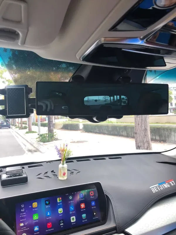 Curved Clip-On Car Rearview Mirror With Wide Viewing Angle photo review