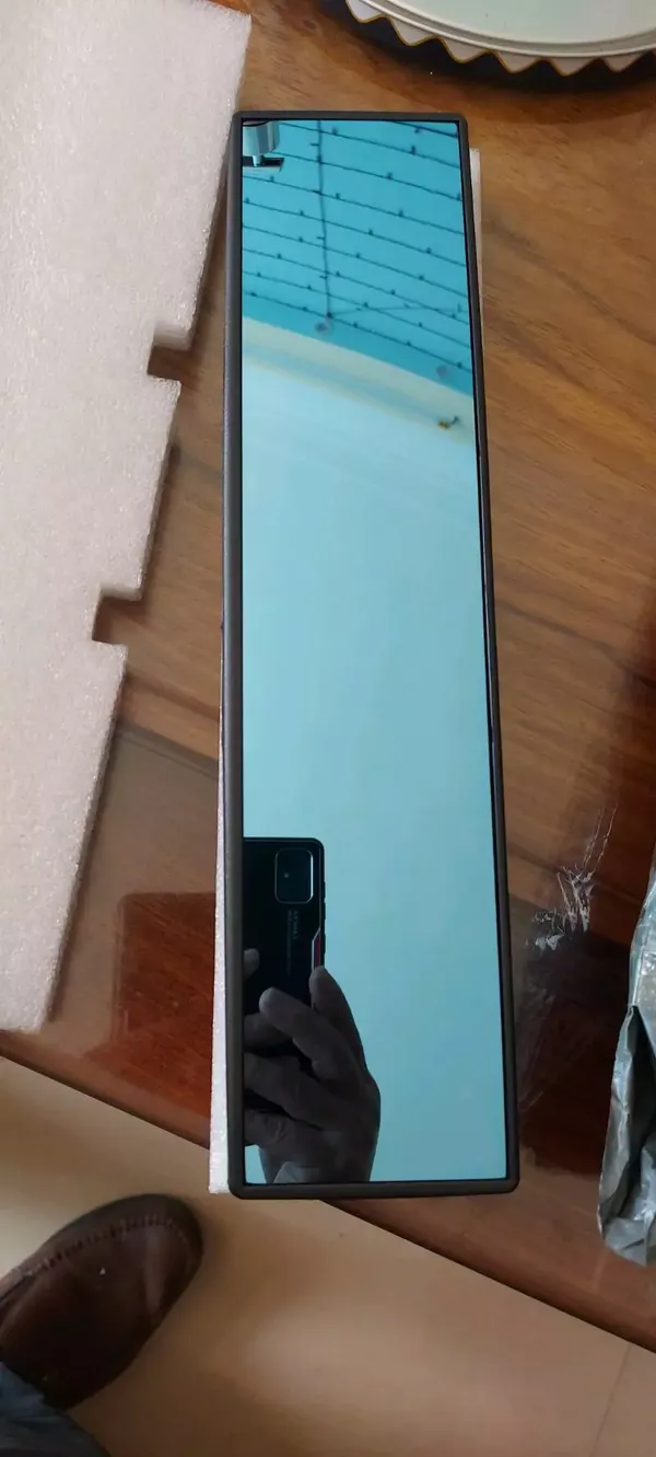 Curved Clip-On Car Rearview Mirror With Wide Viewing Angle photo review