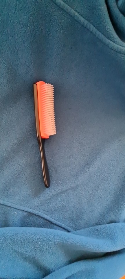 Row Comb Hair Styling Brush for Straight Curly Hair photo review