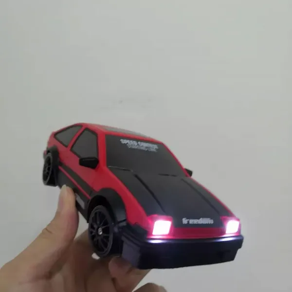 2.4G High Speed 4WD RC Drift Car With GTR Model For Kids photo review