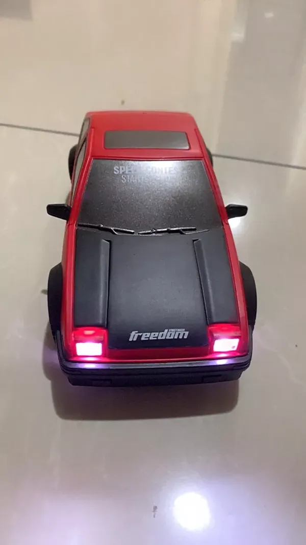 2.4G High Speed 4WD RC Drift Car With GTR Model For Kids photo review