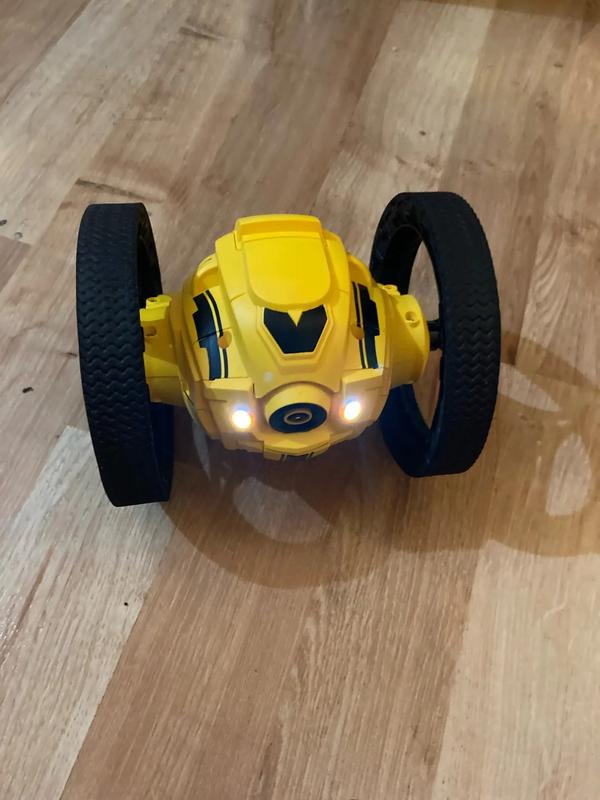 2.4GHz RC Stunt Bounce Car with WiFi Camera For Kids photo review