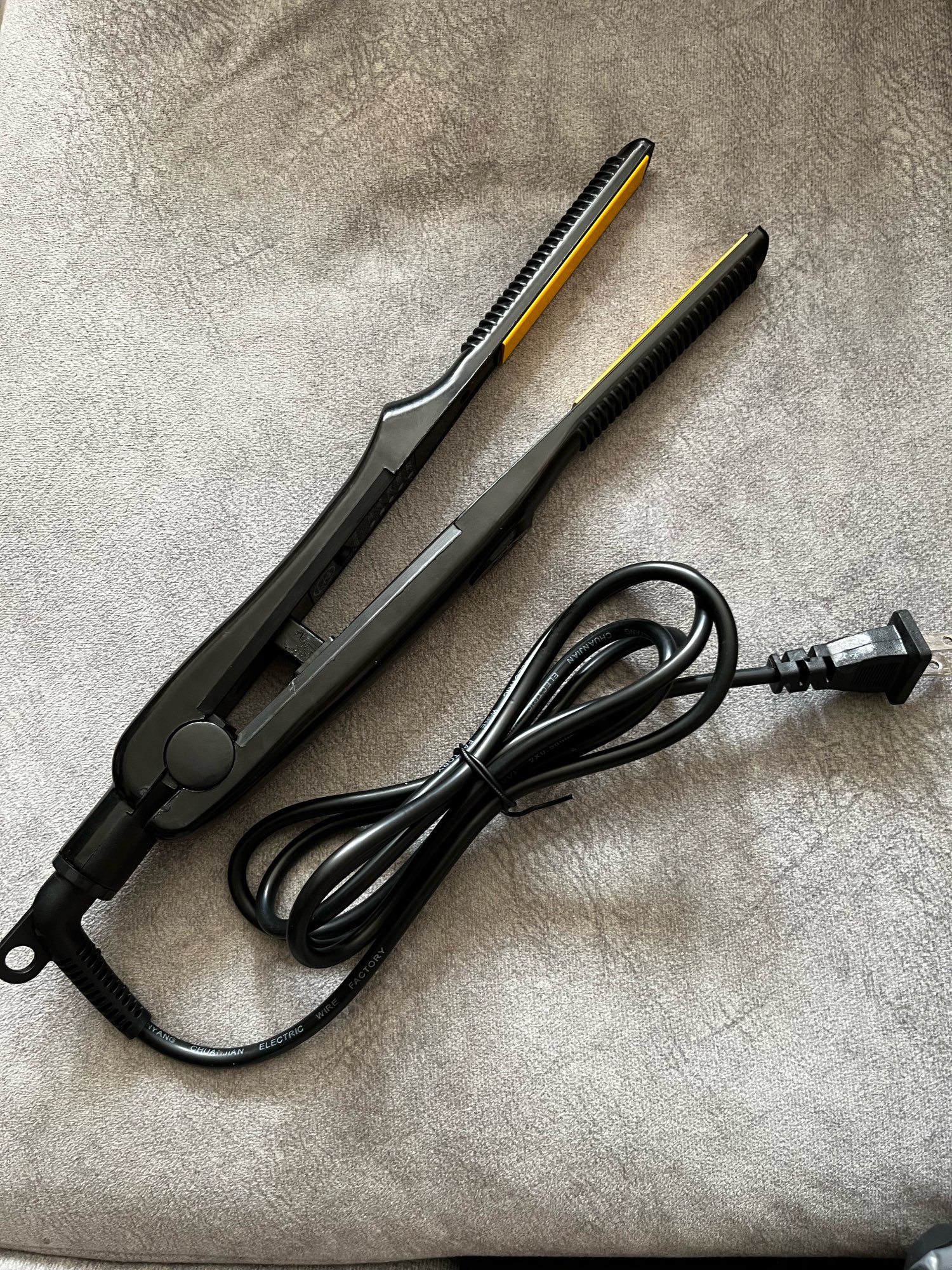 2-in-1 Hair Straightener and Curler photo review