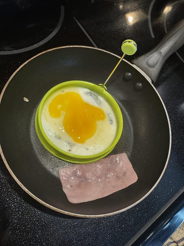 Pack Non-Stick Silicone Egg Ring For Perfect Shaped Eggs photo review