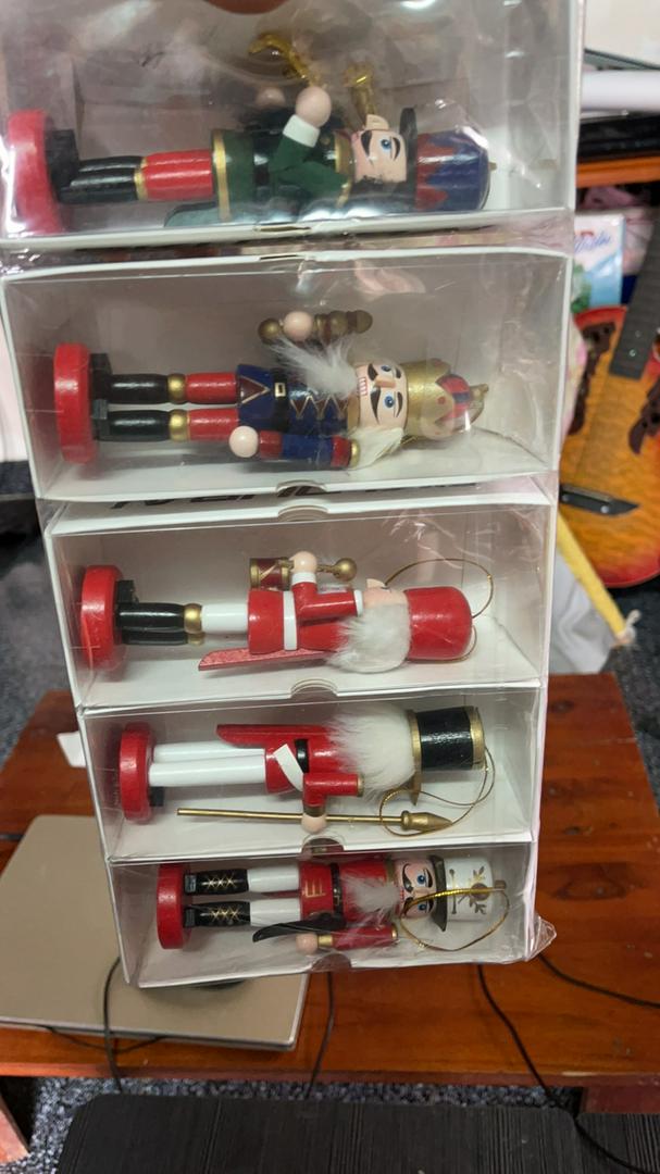 6 Pcs Wooden Nutcracker photo review