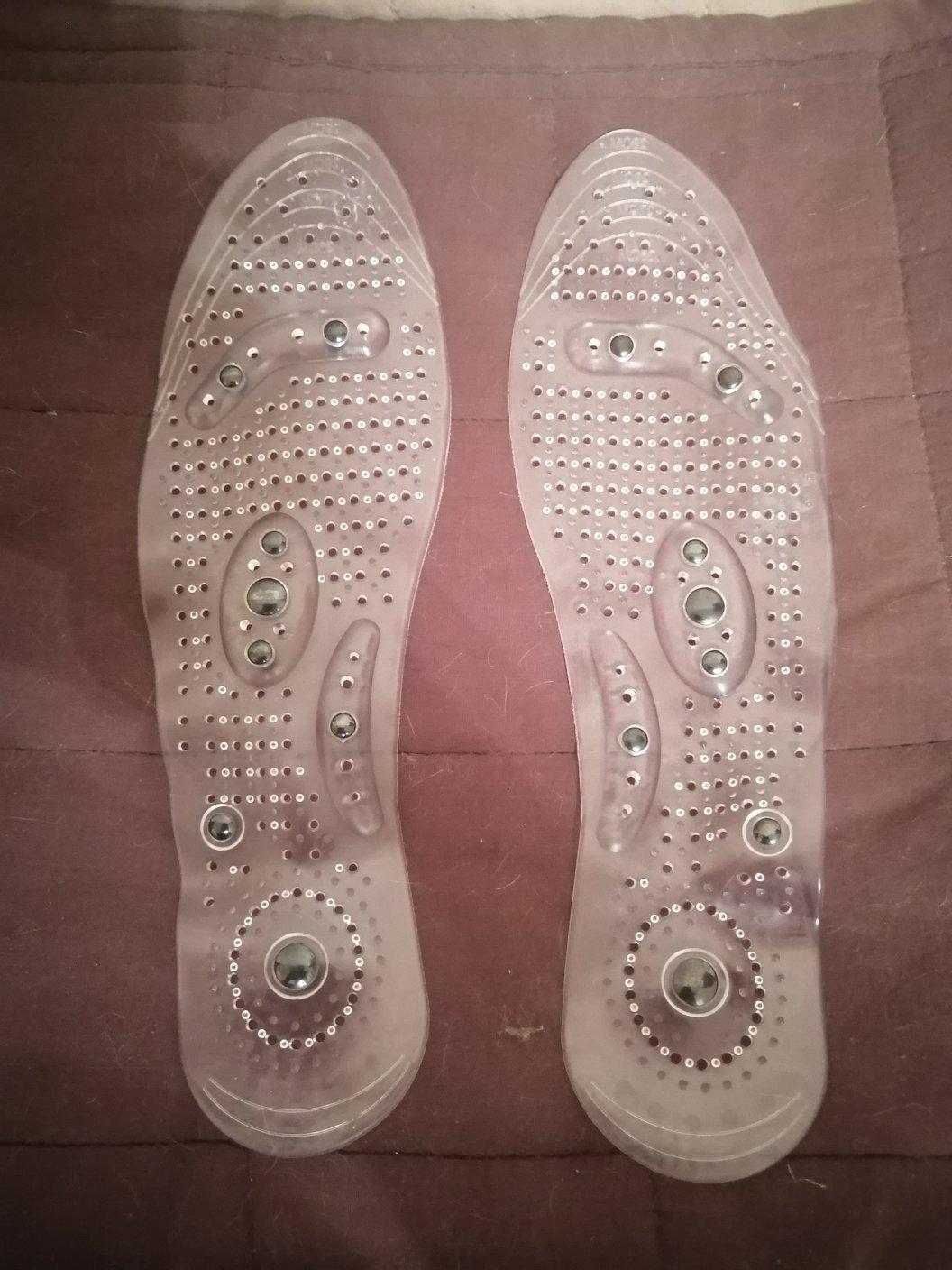 Acupressure Slimming Insoles, Small (Size 23Cm To 26Cm) photo review