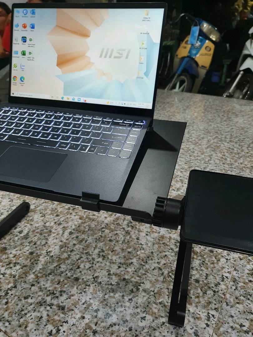 Adjustable Laptop Desk Laptop Stand - The Executive Rambler photo review