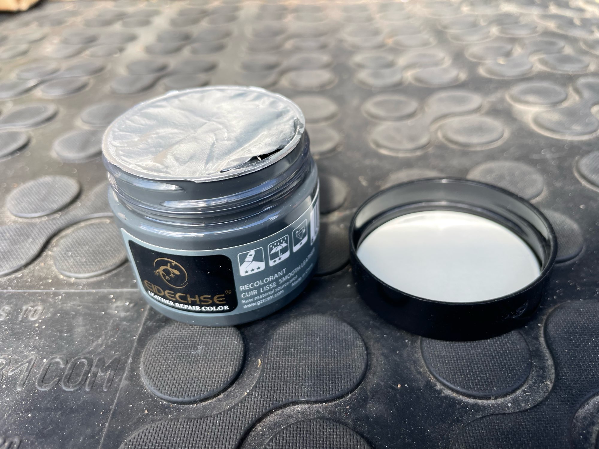 Advanced Leather Repair Gel photo review