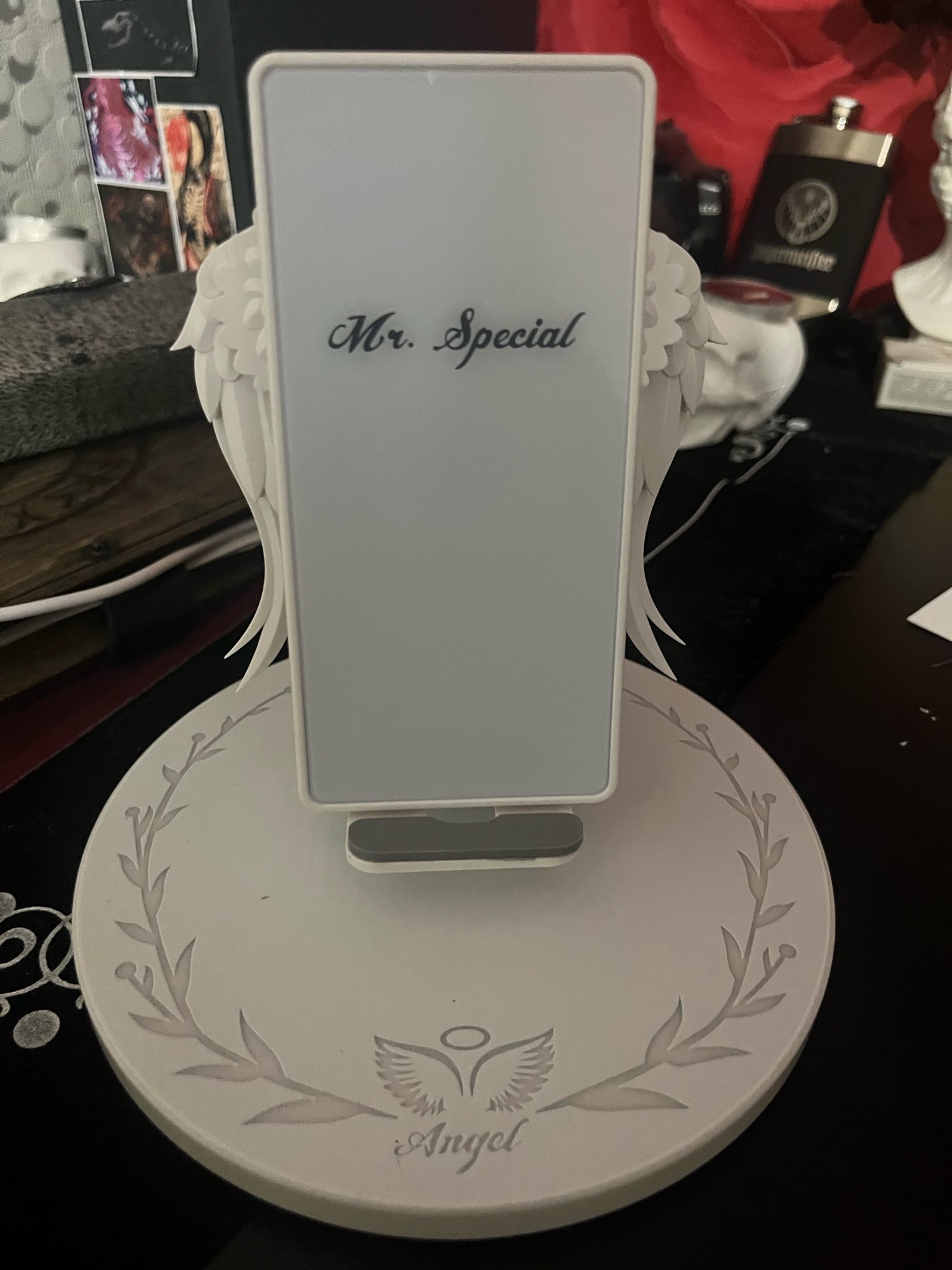 Angel Wing Wireless Charger photo review