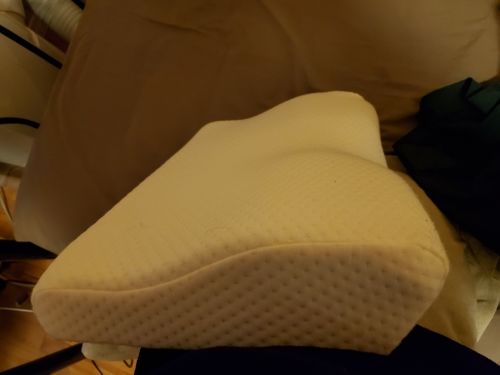 Anti Snore Sleep Apnea Pillow, Orthopedic Latex Neck Pillow Slow Rebound photo review