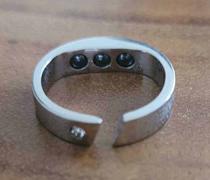 Magnetic Therapy Acupressure Anti-Snoring Finger Ring photo review