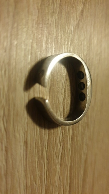 Magnetic Therapy Acupressure Anti-Snoring Finger Ring photo review