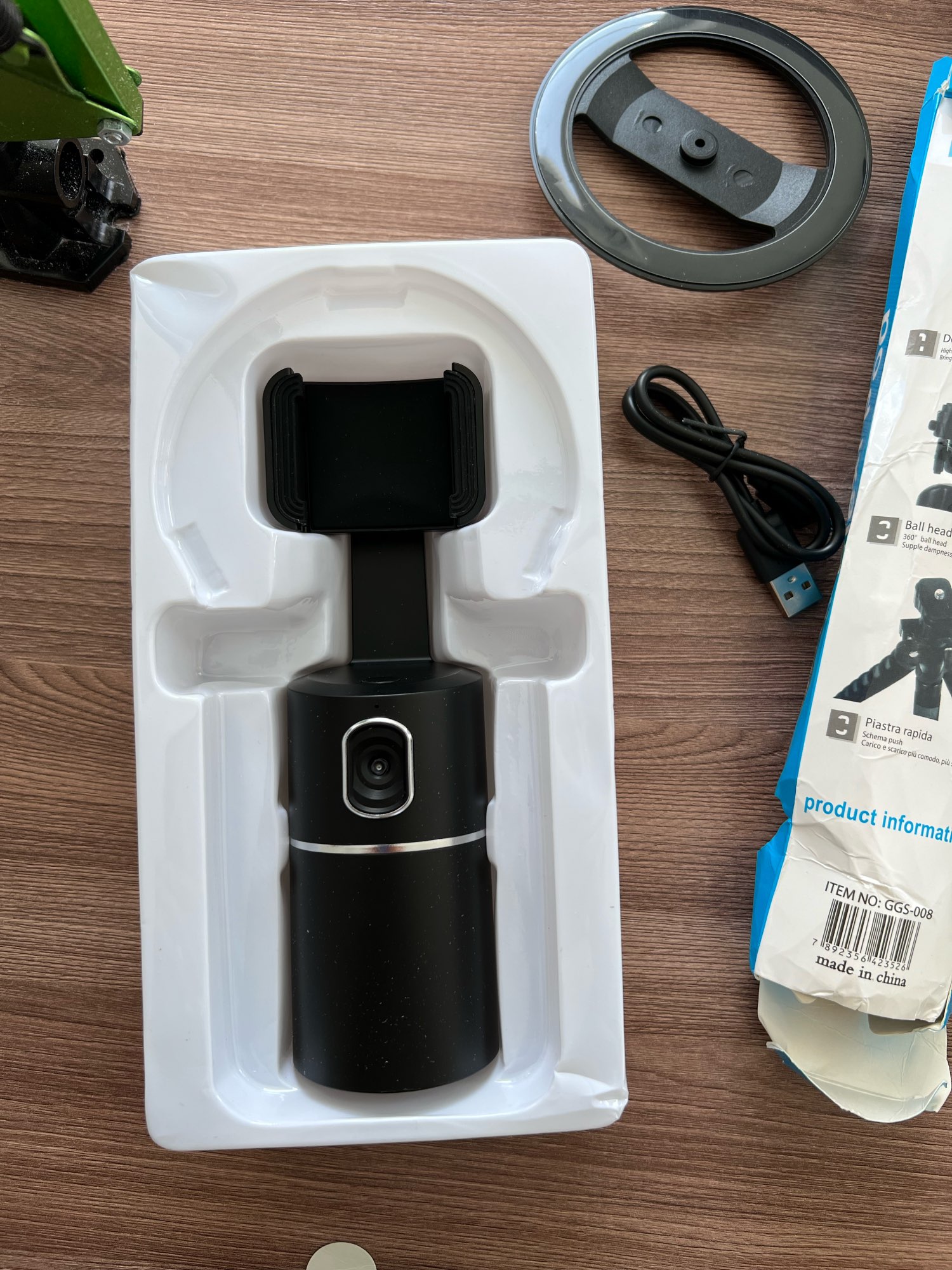 Auto-Tracking Phone Holder, 360 Gimbal Stabilizer, For Vlog, Tiktok, Livestreams photo review