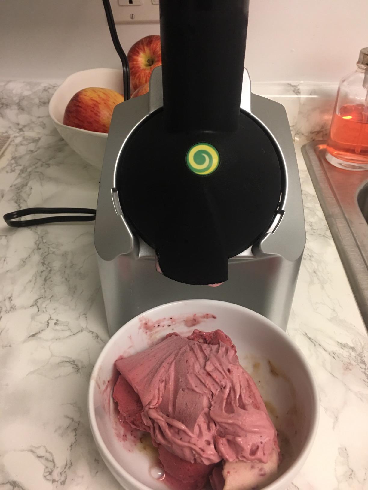 Convenient Home Automatic Ice Cream Maker photo review