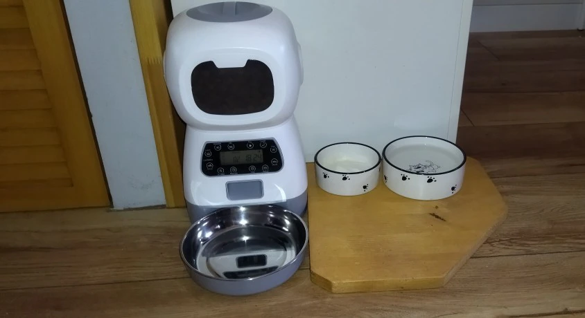 Automatic Pet Feeder photo review