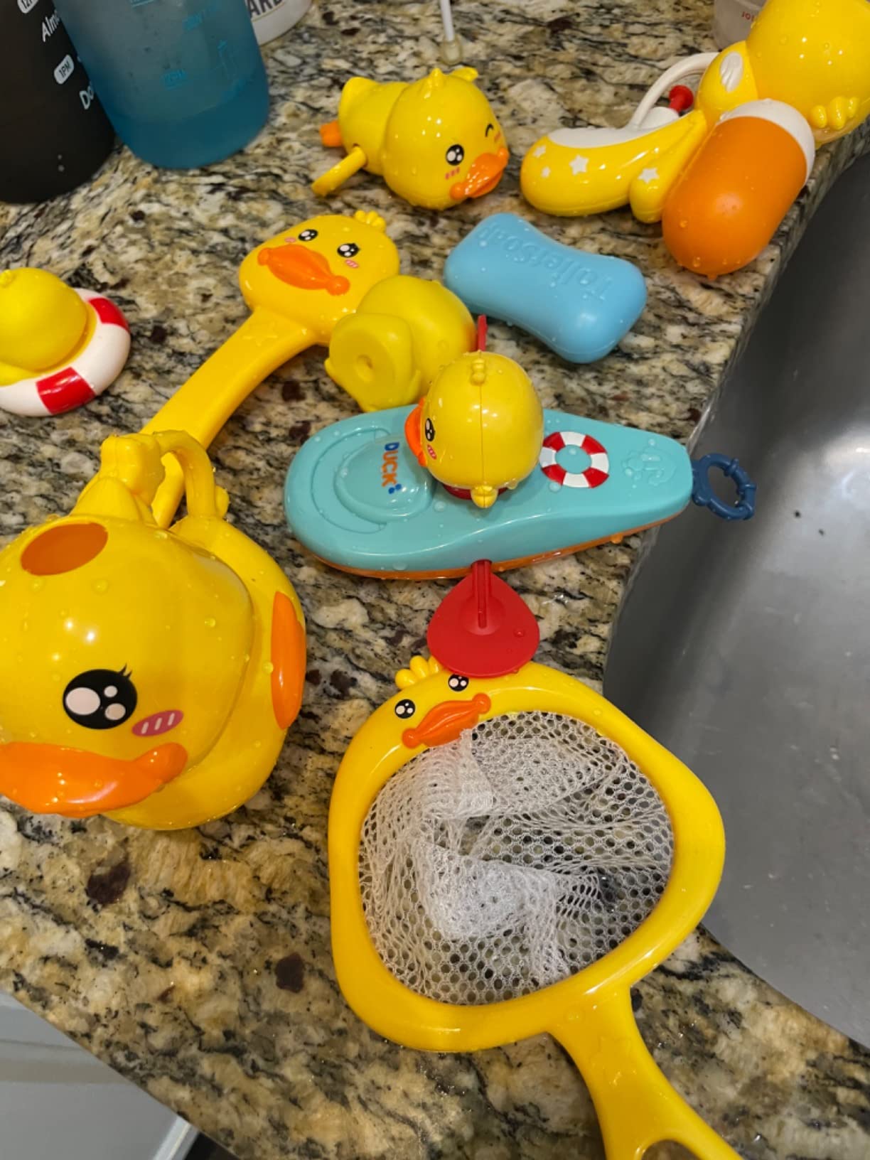 Toy Boat With Cute Duck-Shaped Bathtub For Babies, Convenient photo review