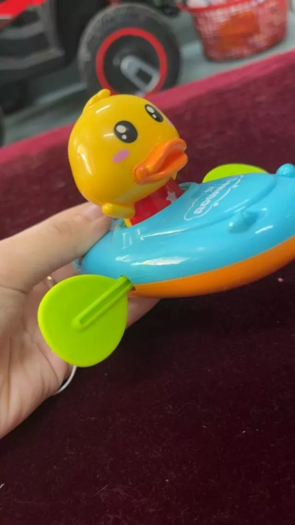 Toy Boat With Cute Duck-Shaped Bathtub For Babies, Convenient photo review