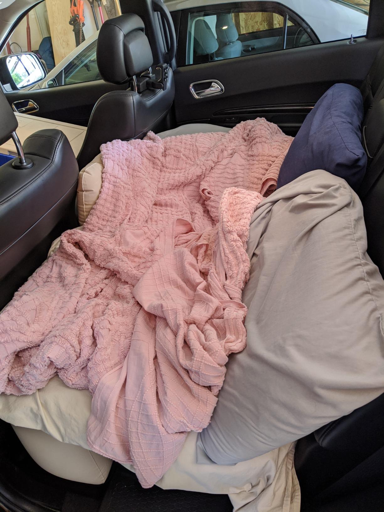 Backseat Inflatable Mattress, Creative And Simple Car Rear Inflatable Bed photo review