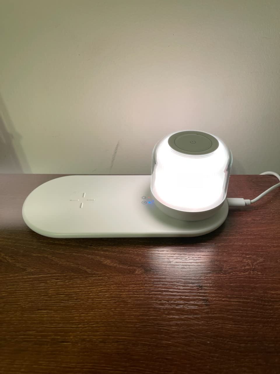 Bedroom Wireless Charging LED Night Light, Touch Dimming Table Lamp photo review