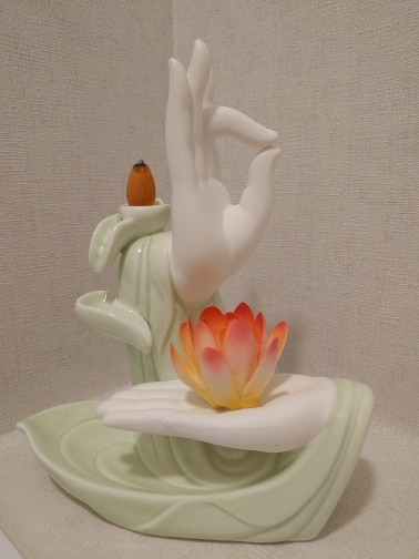 Buddha Lotus Waterfall Incense Burner photo review