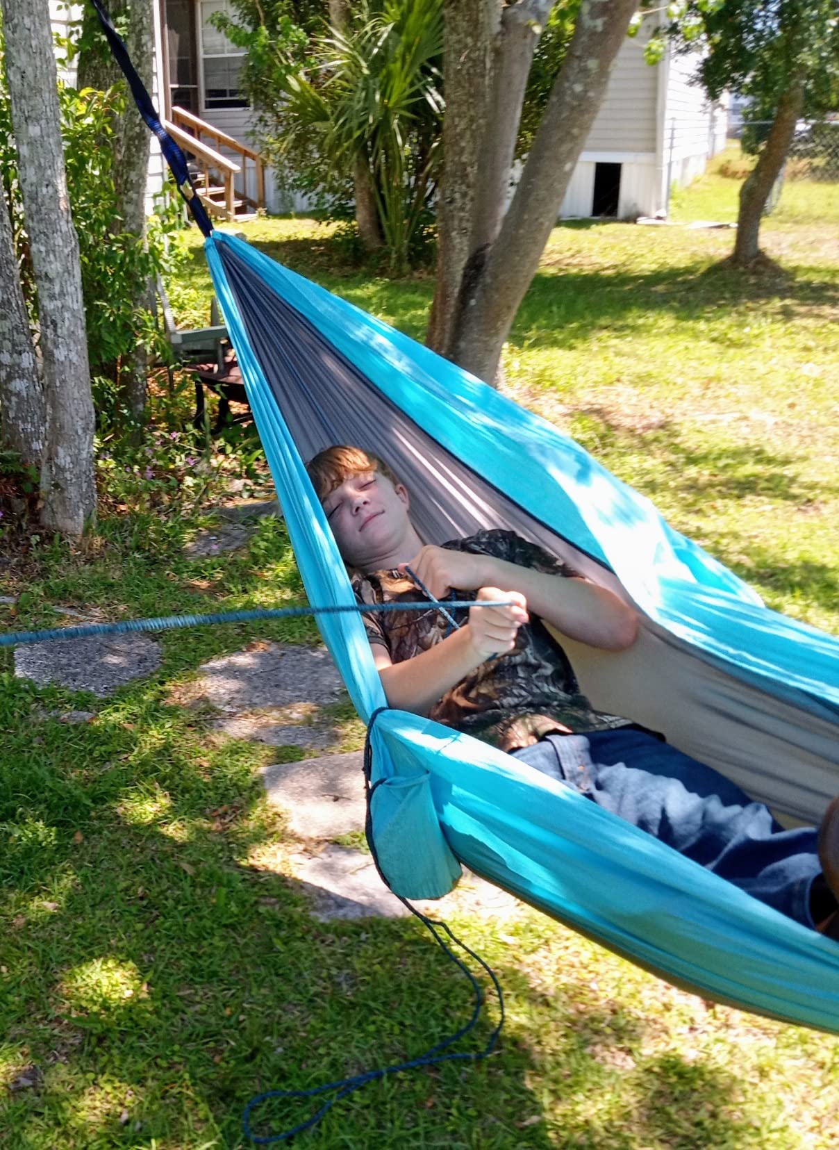 Convenient Outdoor Portable Travel Hammock photo review