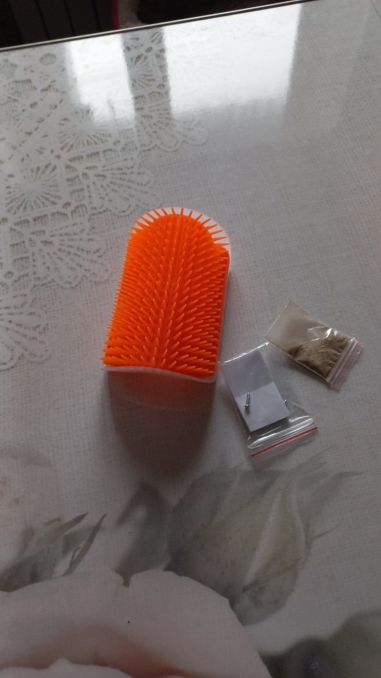 Cat Self-Grooming Brush Pet Wall Rubbing Device photo review