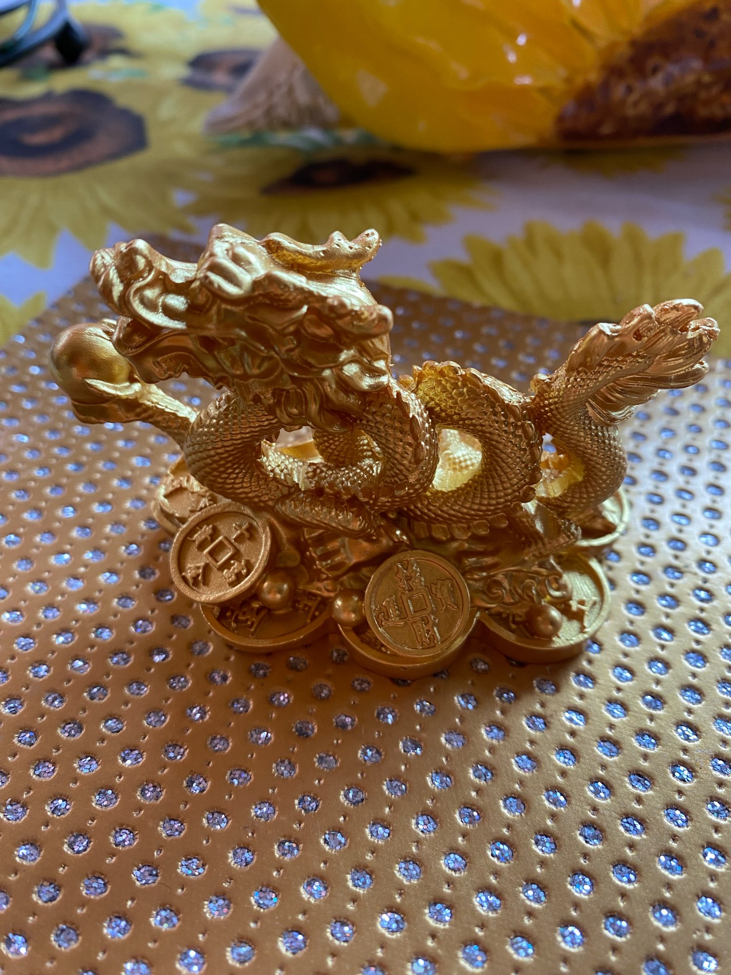 Money Dragon Decoration In The Living Room And Office photo review