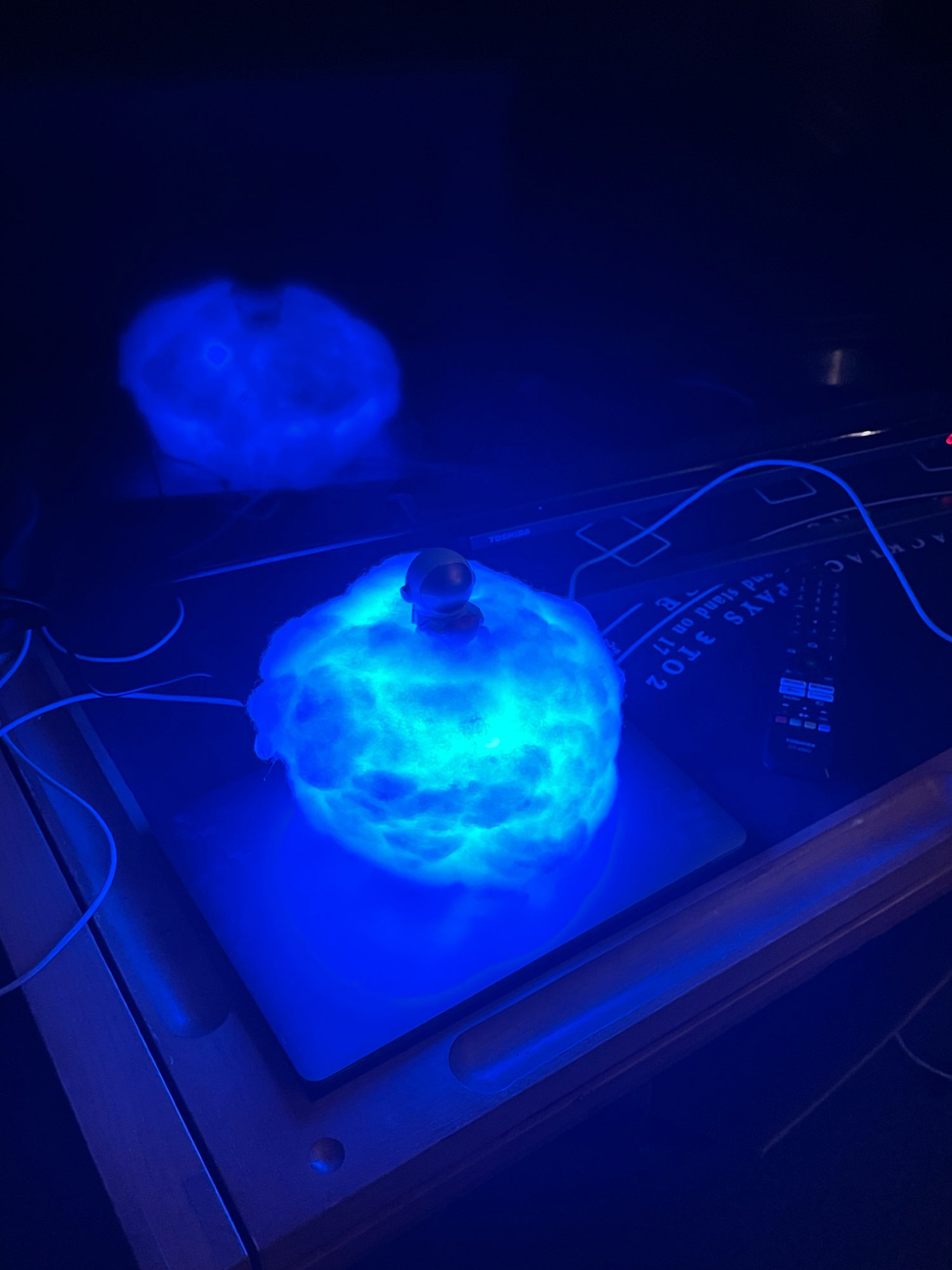 Cloud Astronaut Lamp photo review