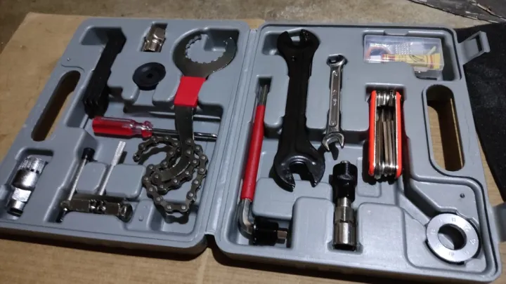 Complete Universal Bike Repair Tool Kit 25 Pcs photo review