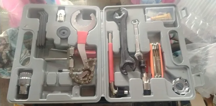 Complete Universal Bike Repair Tool Kit 25 Pcs photo review