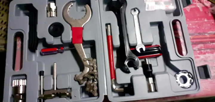 Complete Universal Bike Repair Tool Kit 25 Pcs photo review