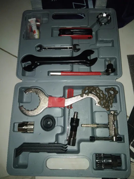 Complete Universal Bike Repair Tool Kit 25 Pcs photo review