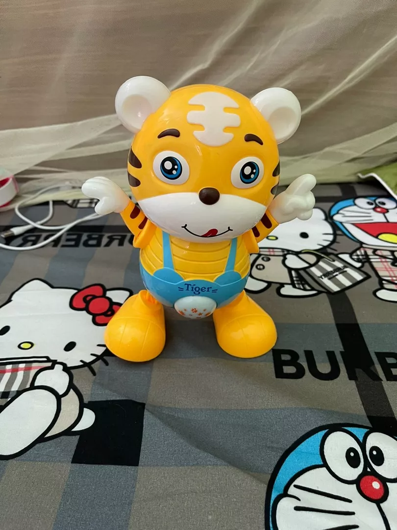 Cute Dancing Tiger Toy with Colorful Lights for Babies photo review