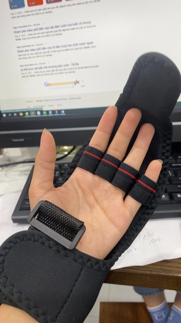 Effective Rehabilitation Gloves for Stroke Hemiplegia photo review