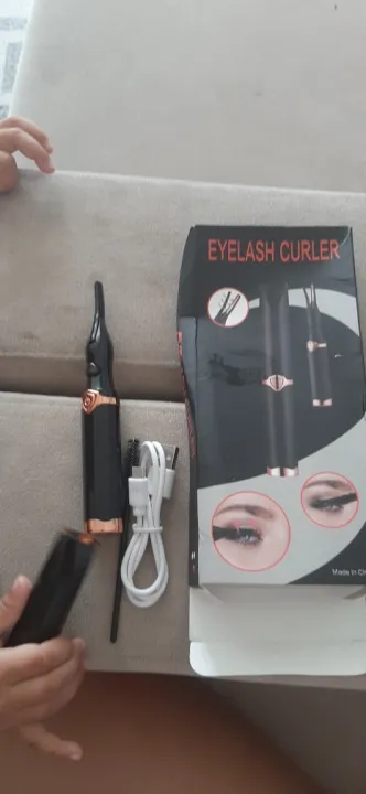 Convenient portable thermal eyelash curler photo review