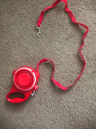 All-in-One Dog Leash with Water Bottle, Bowl & Waste Bag Dispenser photo review