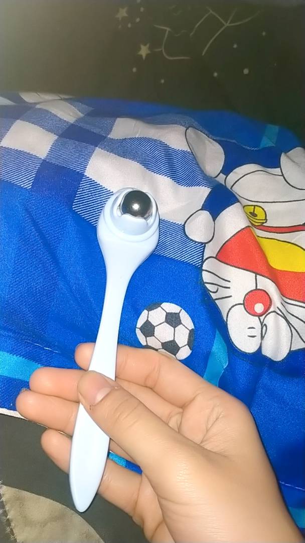 Eye Roller Massager Reduces Dark Circles And Wrinkles photo review