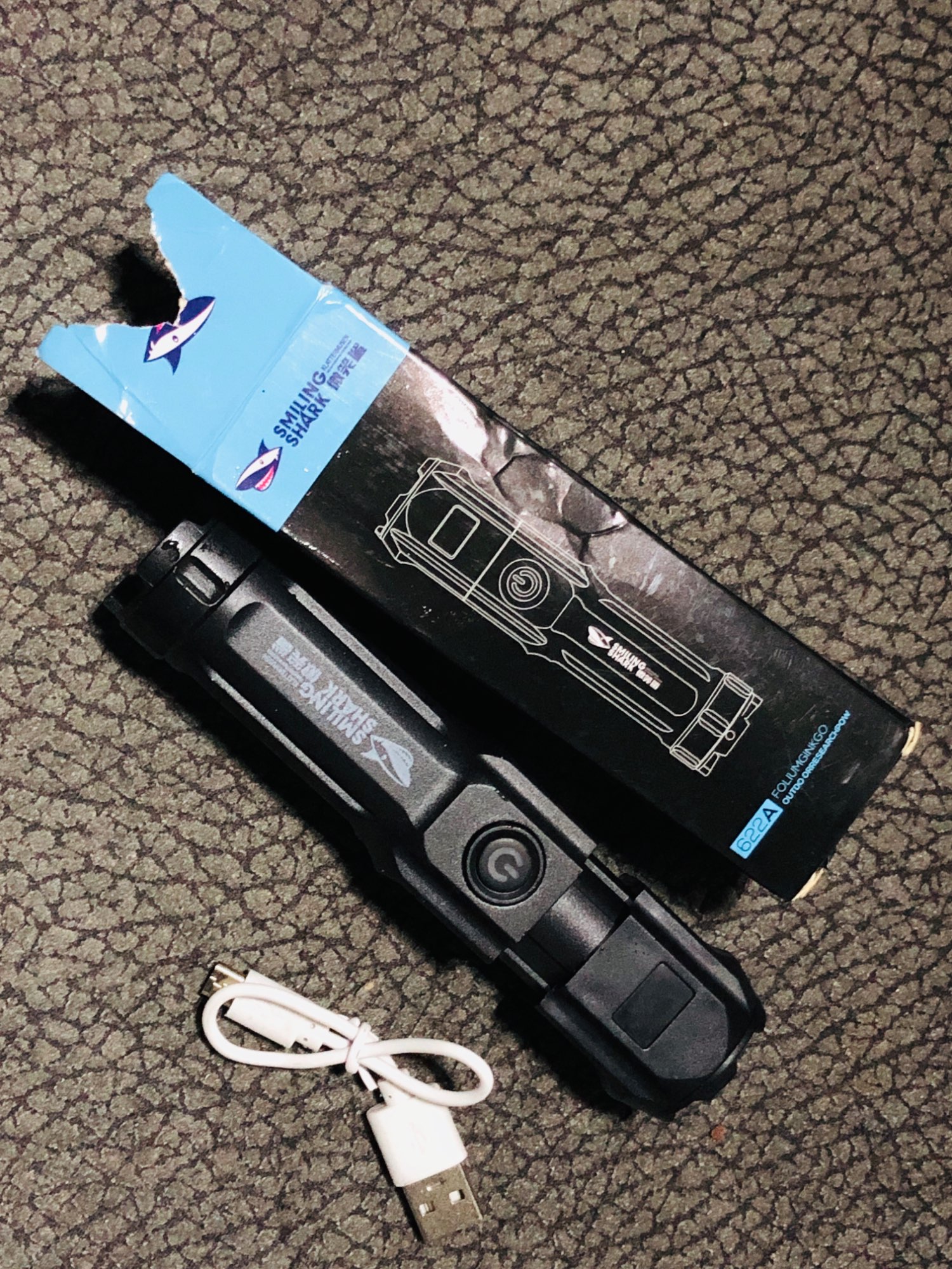 FotiaLamp Tactical Flashlight (SmilingShark) photo review