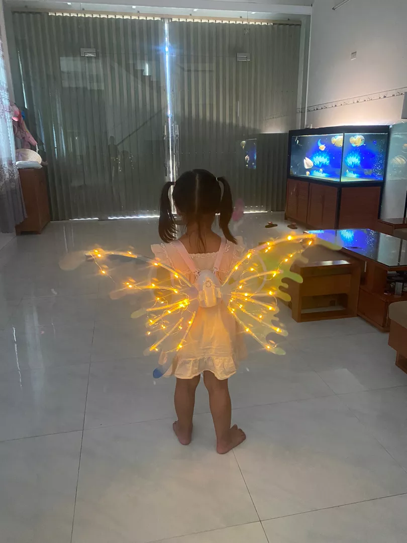 Electric Fairy Wings With LED Lights For Halloween Kids Cosplay Costume photo review