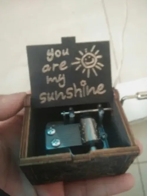 Vintage Hand Crank Sunshine Musical Box With Wood Carving photo review