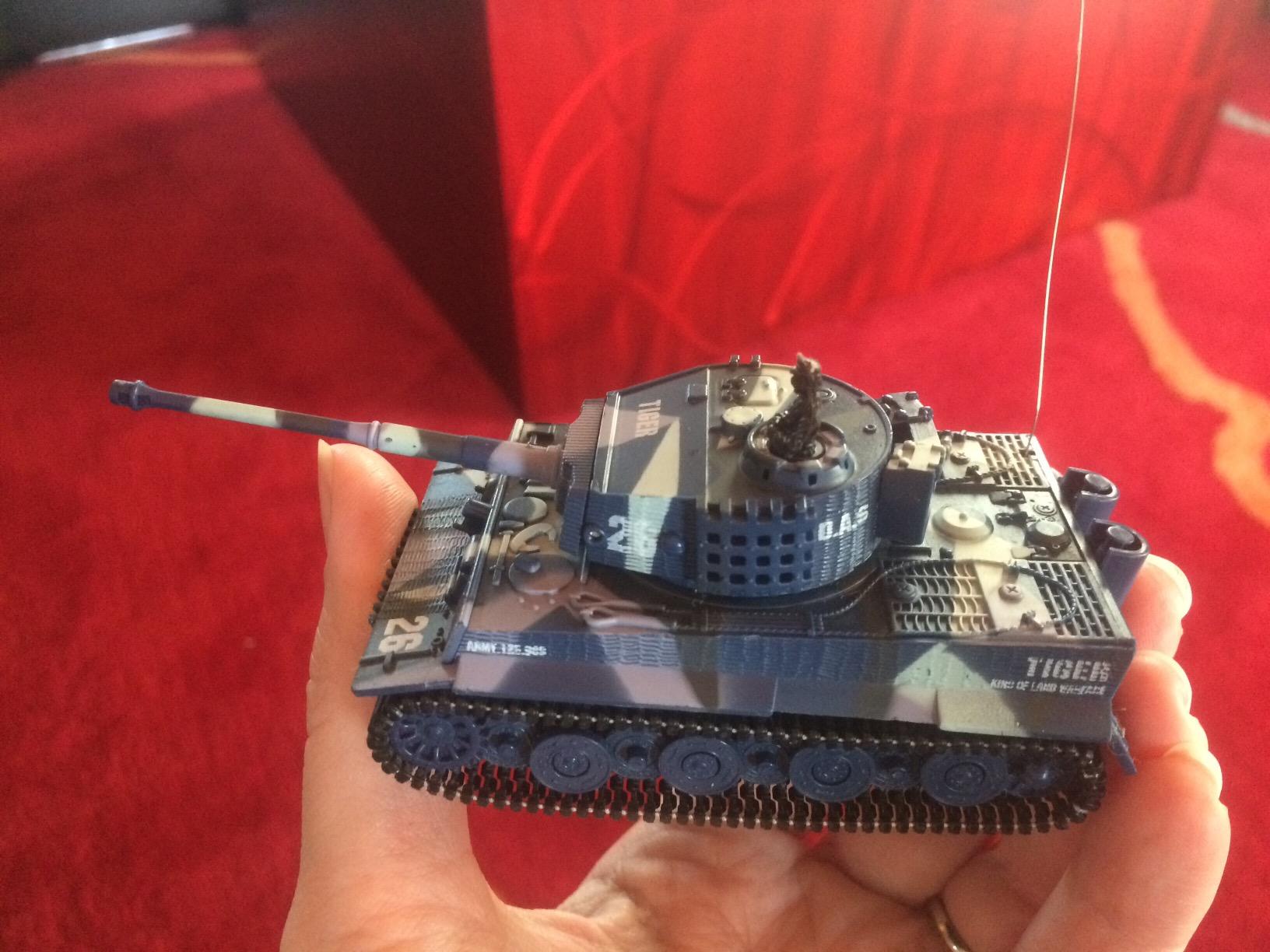 Remote Control Mini Tank Tiger Military Model photo review