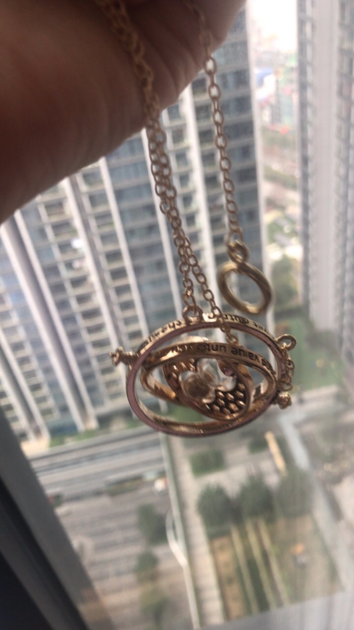 Hourglass Time Turner Necklace photo review