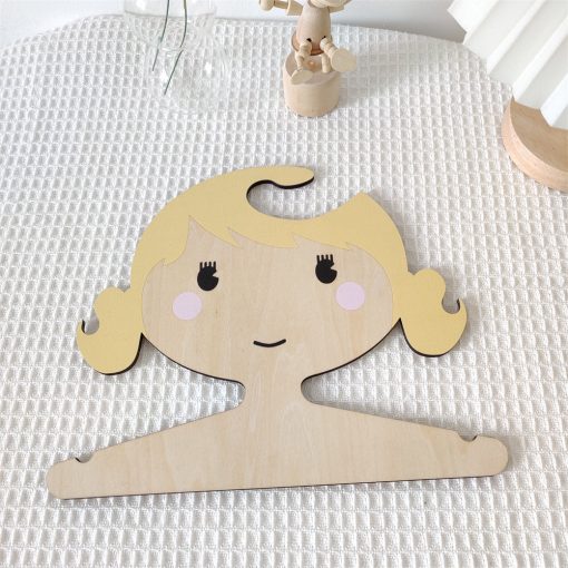 Ins Wooden Girl Clothes Hanger for Princess Room Decor