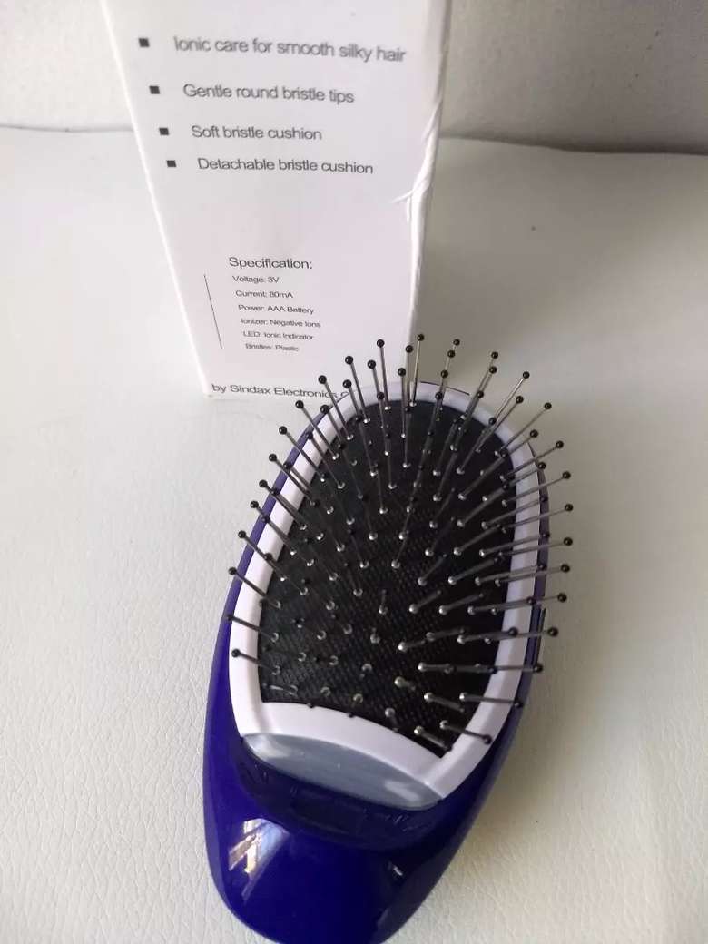 Ionic Electric Hairbrush photo review