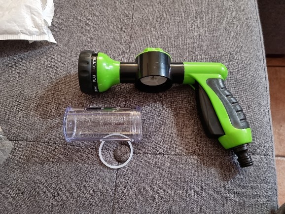 Jet Water Foam Gun with Bottle photo review