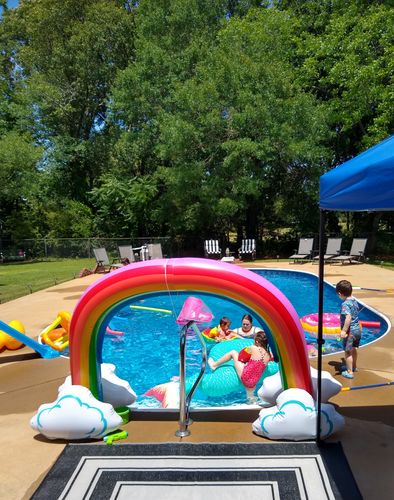 Large Kids Inflatable Water Sprinkler Toy, Inflatable Rainbow Sprinkler photo review