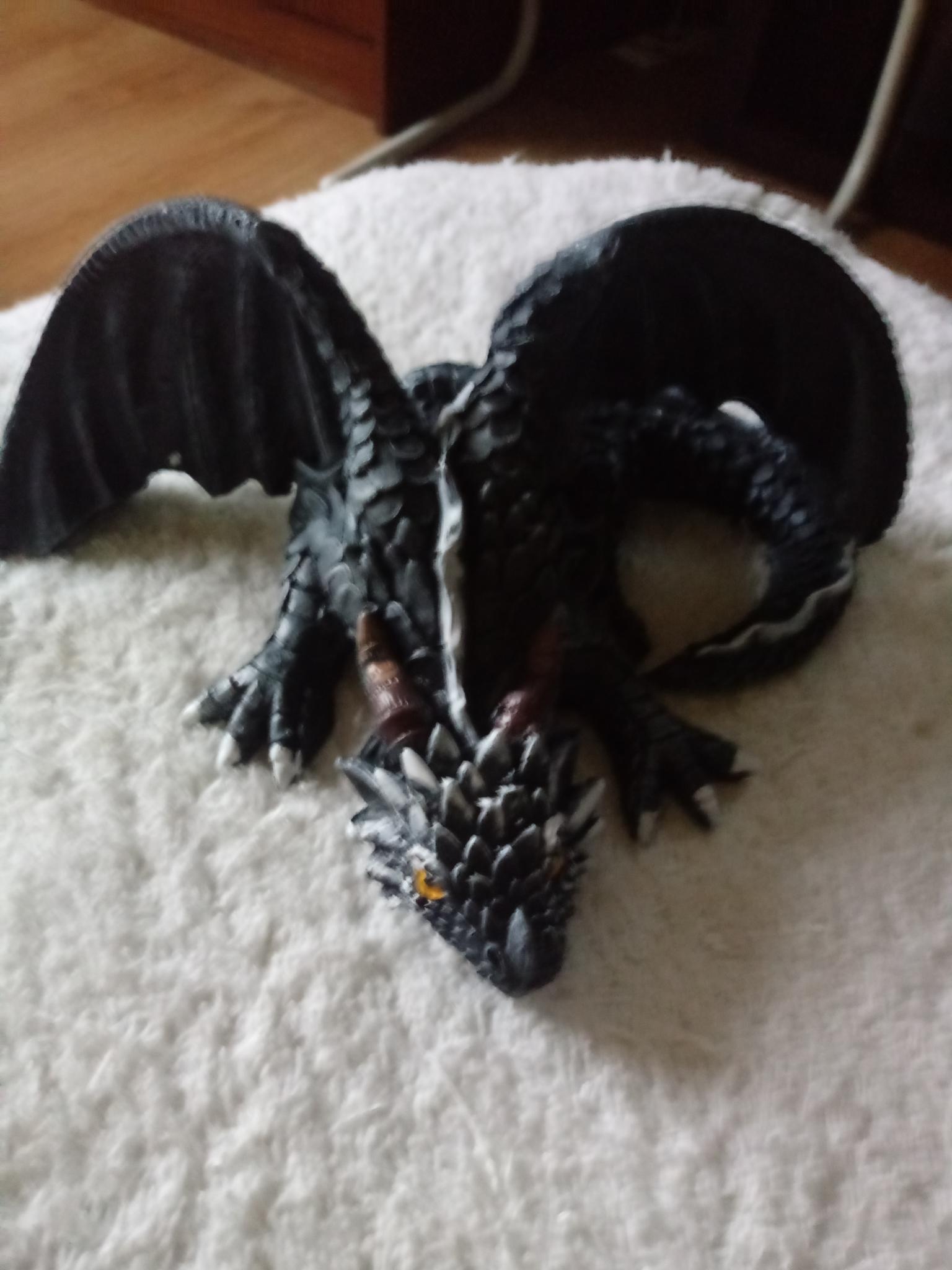 Large Squatting Dragon Sculpture photo review