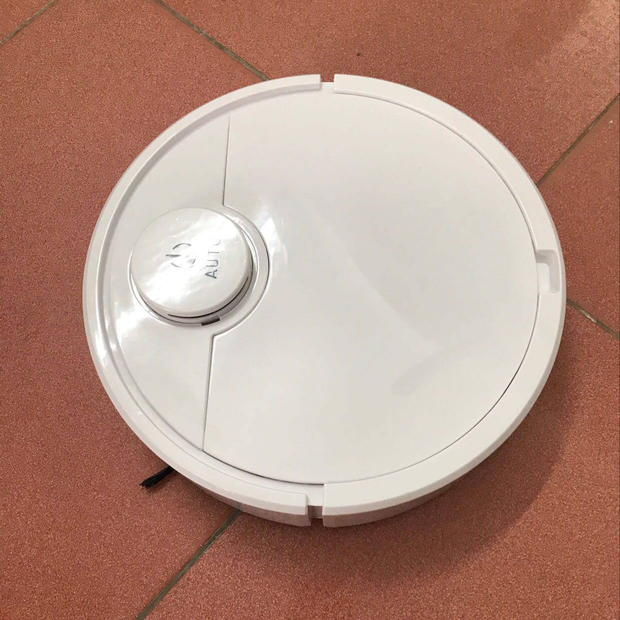 3-in-1 Large Automatic Robot Vacuum Cleaner with Self-Charging Feature photo review