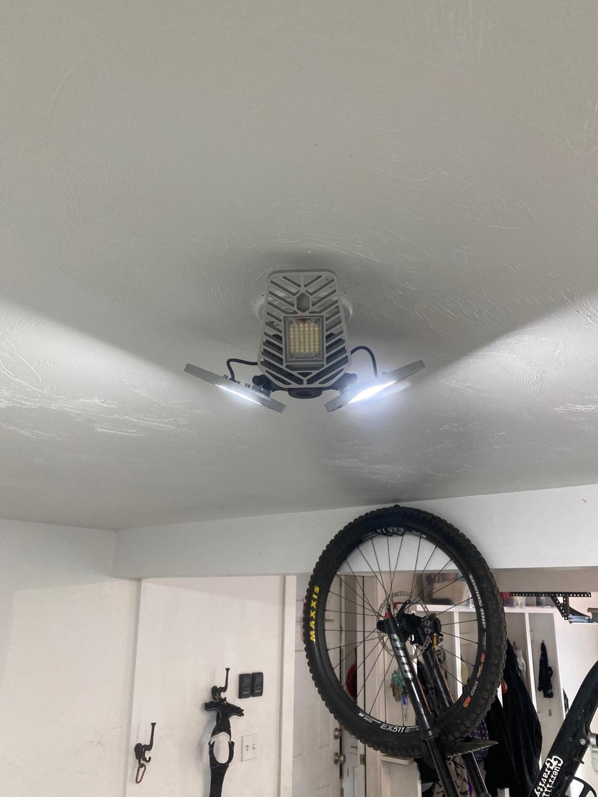 Led Deformable Garage Lamp photo review